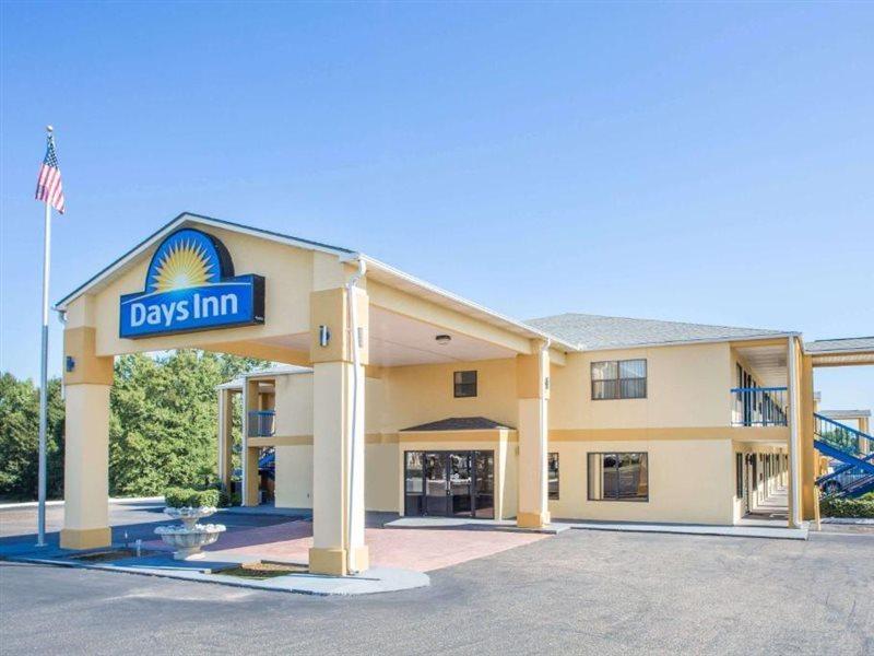 Days Inn By Wyndham Enterprise Exteriér fotografie